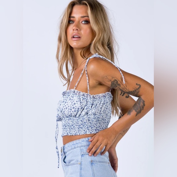 Benita Top - Picture 8 of 10